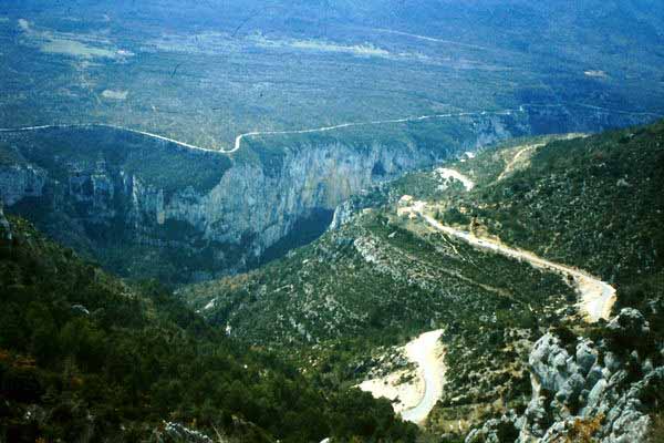 In der Bildmitte rechts ist die Berghtte La Maline zu sehen.
